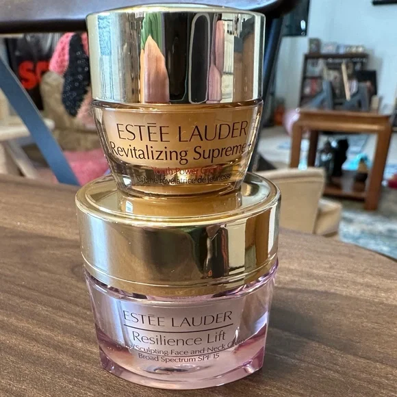Estée Lauder resilience lift & revitalizing supreme bundle - Picture 1 of 4